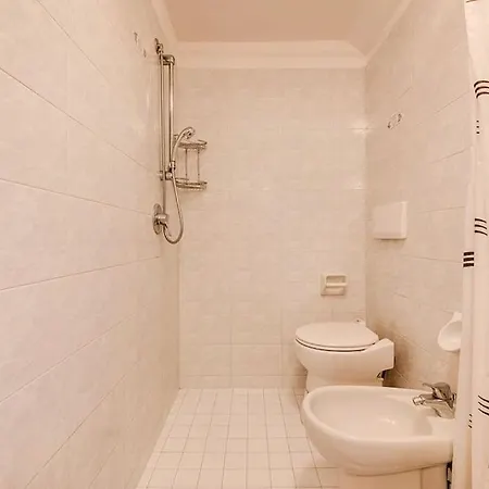 A 2 Passi Dal Mare Con Free Parking E Wi-fi Cervia