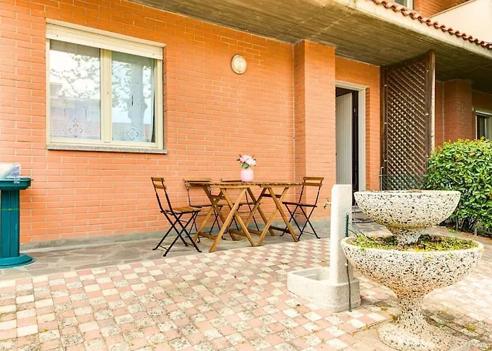 A 2 Passi Dal Mare Con Free Parking E Wi-fi