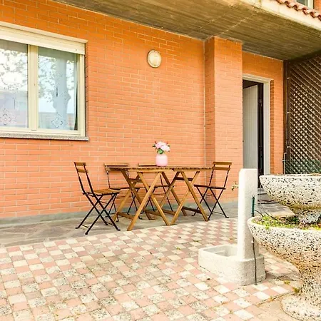 A 2 Passi Dal Mare Con Free Parking E Wi-fi